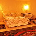 Hostel Garden Cave *